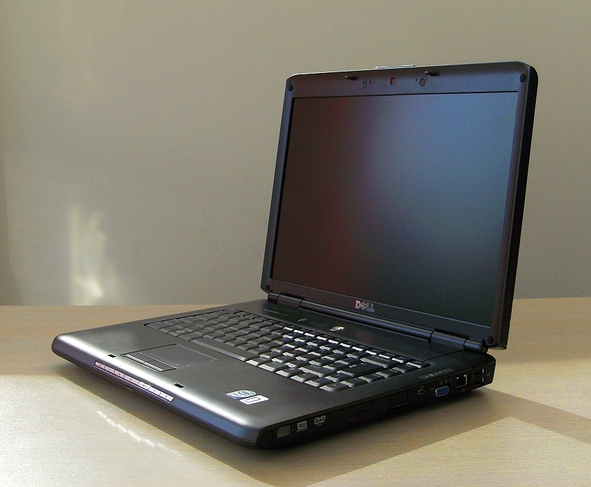 ипотпал dell nb_dell_vostro_v1500-3